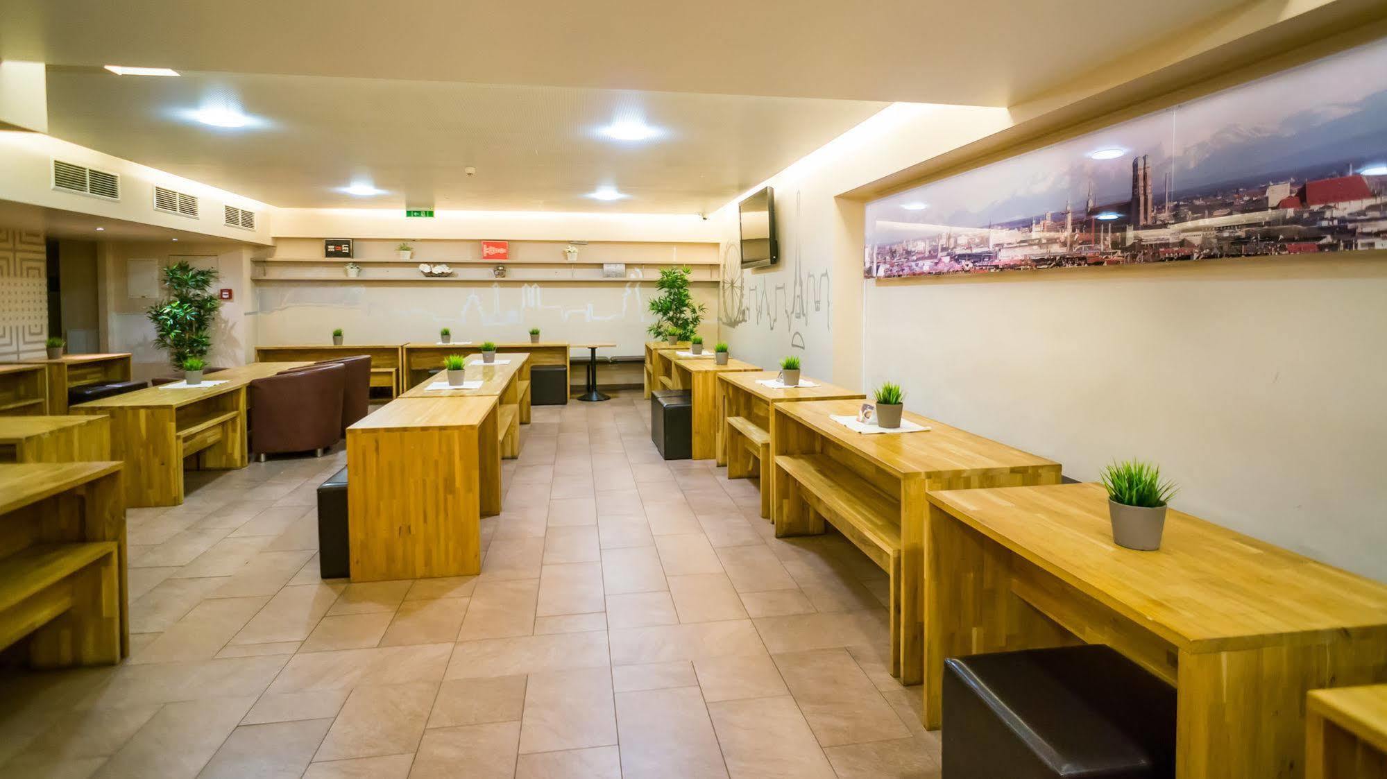 Smart Stay - Hostel Munich City Ngoại thất bức ảnh